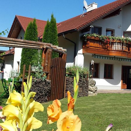 Privatzimmer Am Weinbrunnen Vorchdorf Luaran gambar