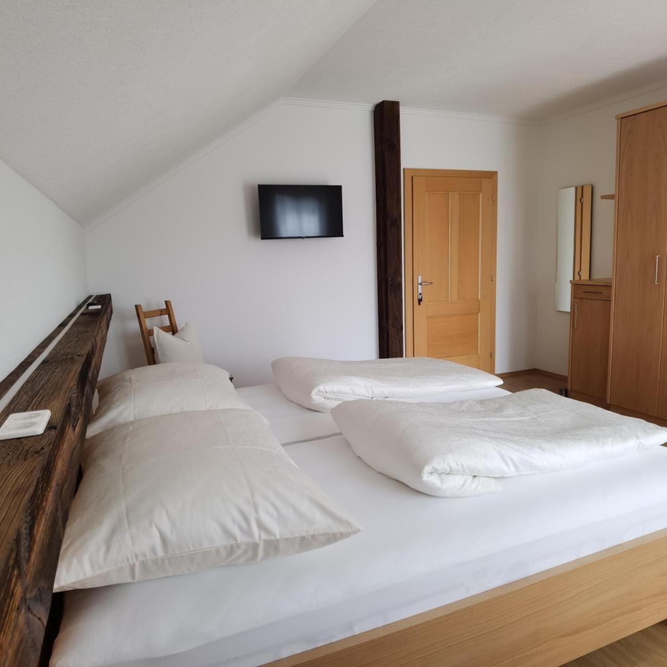 Privatzimmer Am Weinbrunnen Vorchdorf Luaran gambar